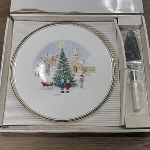 Mikasa NIB Merry Christmas 306 Cake Set Plate and Server Japan Bone China 12"